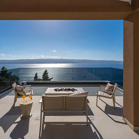 Luxury La Mirada Villa Omis
