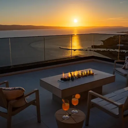 Luxury La Mirada *