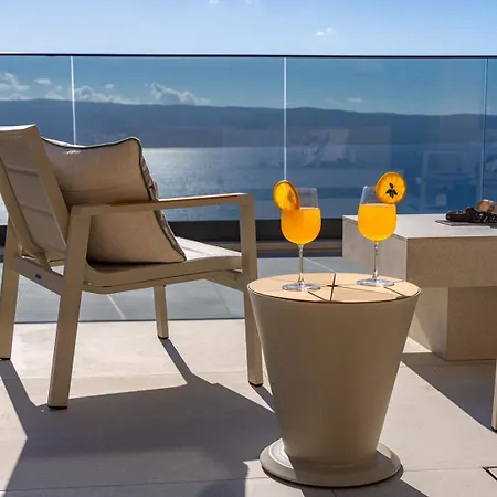 Luxury La Mirada Villa *